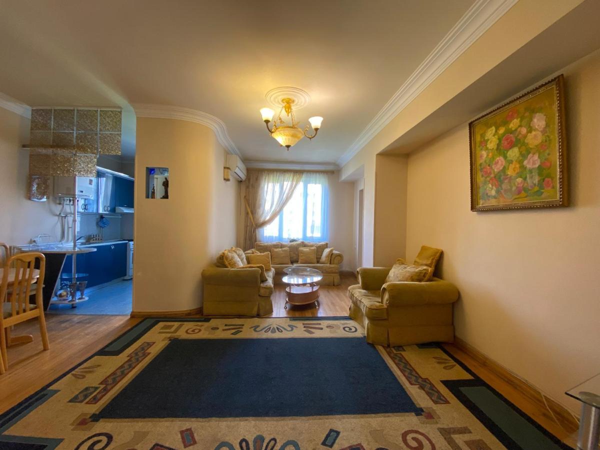 Nalbandyan Apartment Erivan Exterior foto